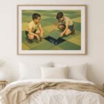 Deux enfants accroupis sur carrelage vert et beige observant carré noir étoilé, style réaliste